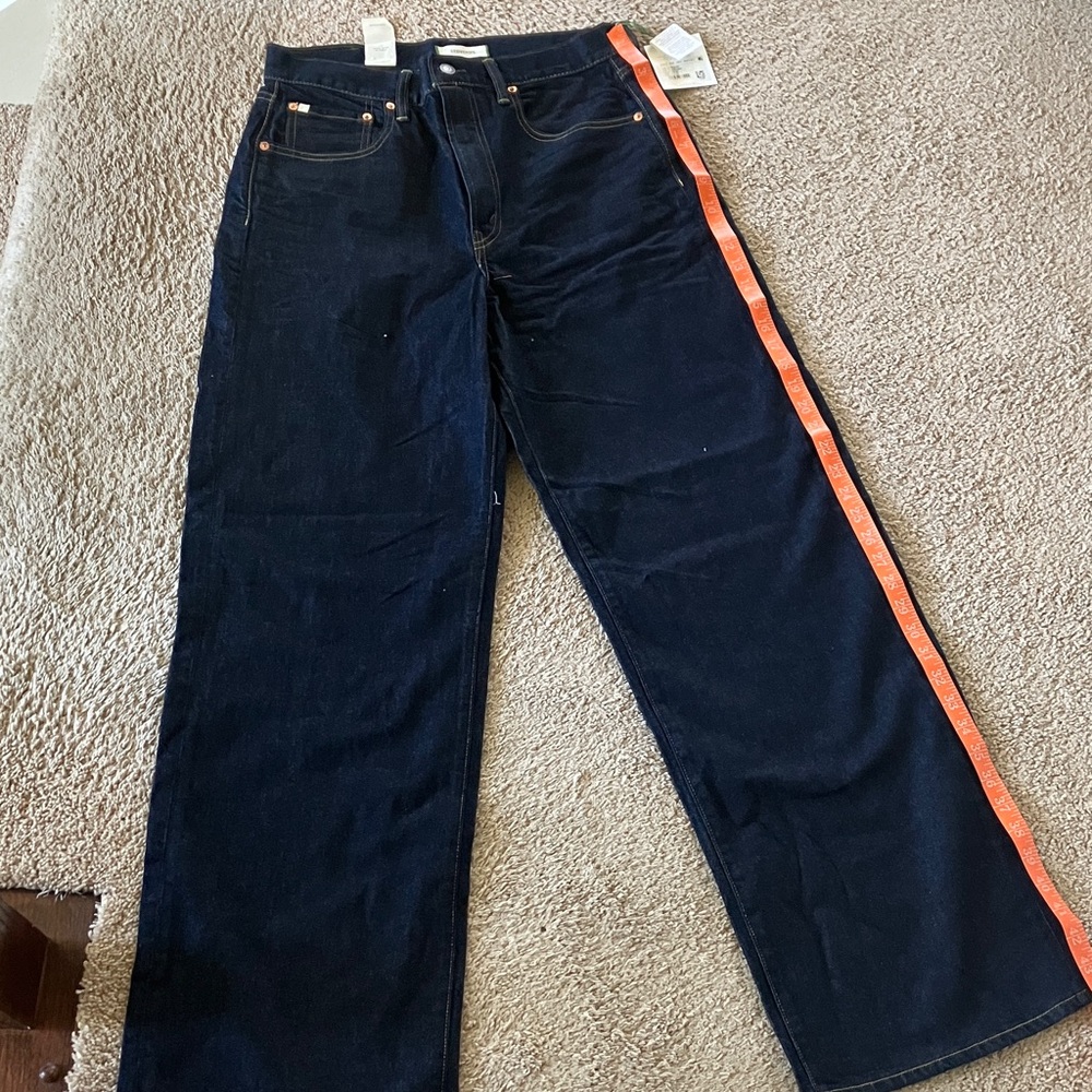 AE77 New York Denim Jeans